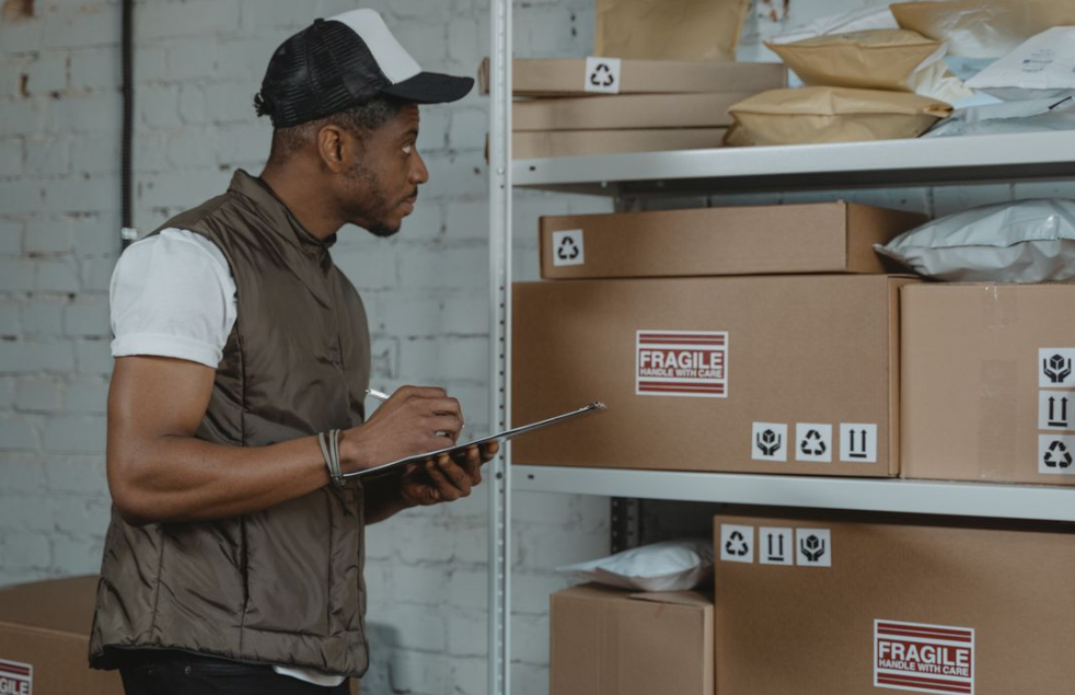 SKU, Lot, and Inventory Control for Pet Supplies Fulfillment